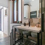 Mamma Ciccia - Root 12 Apartment